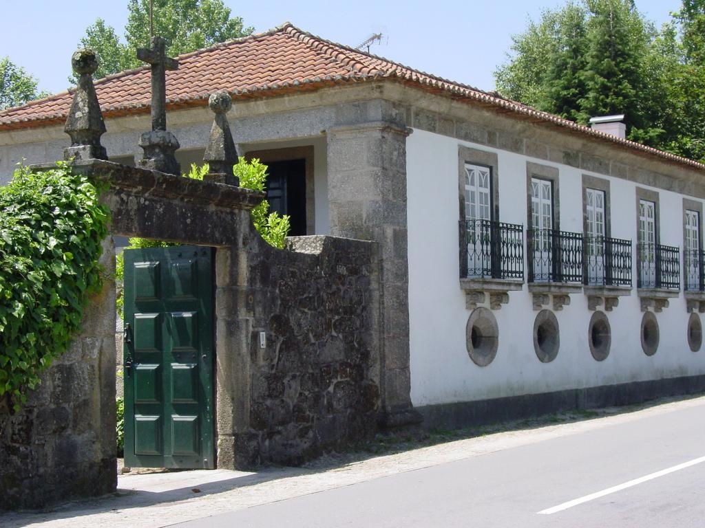 Casa Das Paredes Bed and Breakfast Fafe Exterior foto